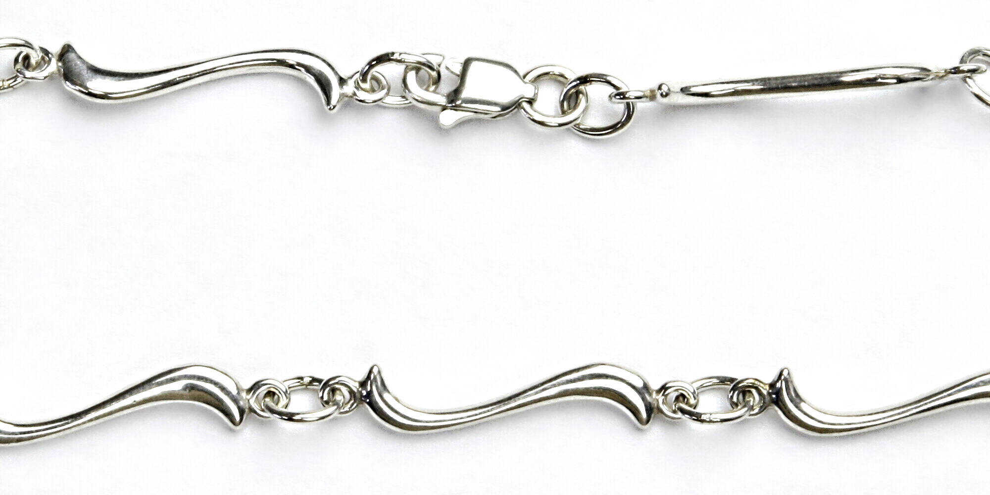 Elegantní stříbrný náramek R 1227