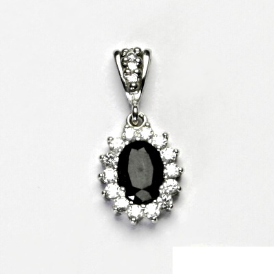 Stříbrný přívěsek, přírodní černý spinel (pleonast), čiré zirkony, Kate, P 1507