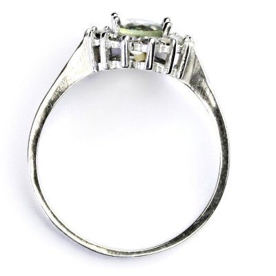 Stříbrný prsten, přírodní green ametyst, čiré zirkony, Kate, T 1507