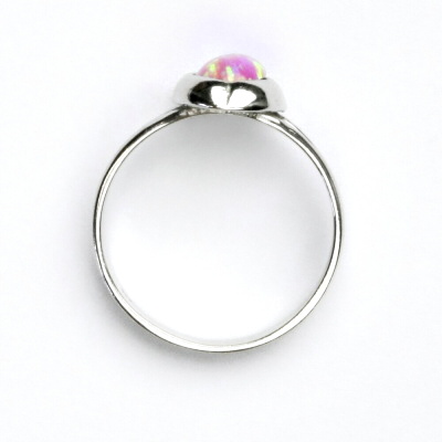 Stříbrný prsten, růžový syntetický opál, prstýnek s opálem, T 1374