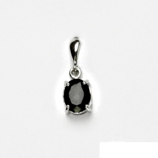 Stříbrný přívěsek, přírodní černý spinel (pleonast), přívěšek ze stříbra, P 1244