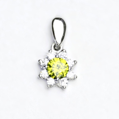Stříbrný přívěsek, kytička, čiré zirkony a zirkon v barvě olivínu, VP 135