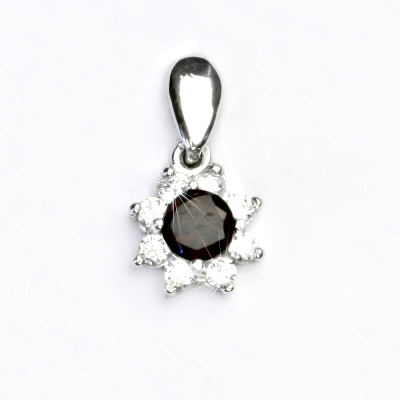 Stříbrný přívěsek, kytička, čiré zirkony a přírodní granát, VP 135