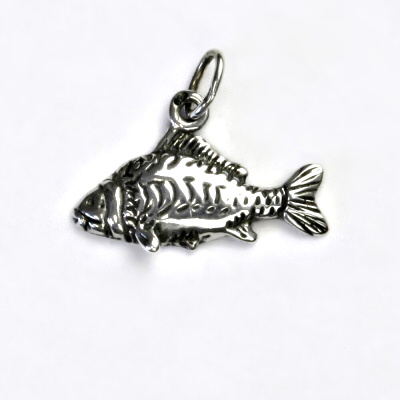 Stříbrný přívěsek s patinou, kapřík, přívěsek ze stříbra, kapr, P 430