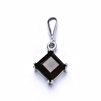 Stříbrný přívěsek, přírodní granát, přívěšek ze stříbra, P 1258/22 