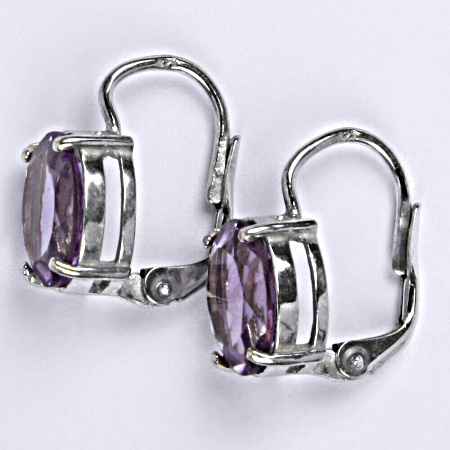 Stříbrné náušnice se světlým přírodním ametystem,10 x 8 mm, NK 1242