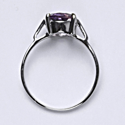 Stříbrný prsten, přírodní ametyst, 10 x 8 mm, T 1467