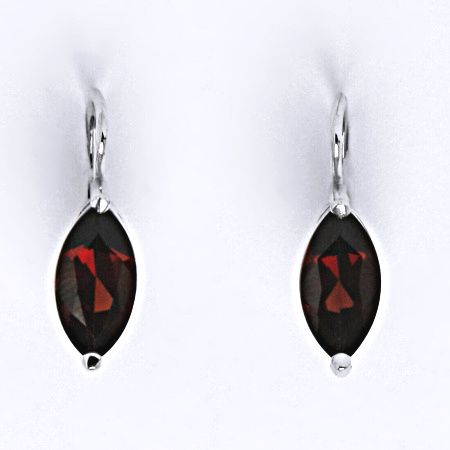 Stříbrné náušnice, přírodní granát 12x6 mm, NK 1363