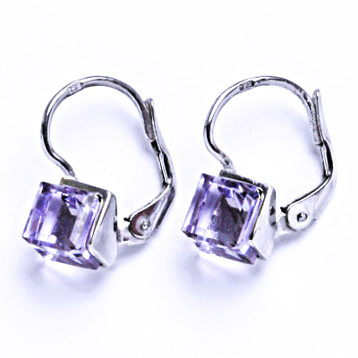 Stříbrné náušnice na patent s krystaly Swarovski (Violet 6x6 mm)NK 1230 