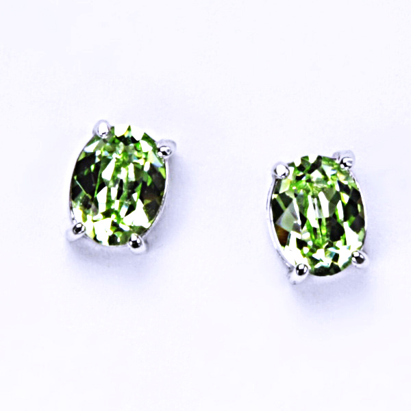 Stříbrné náušnice, krystal Swarovski, chryzolit, šperky s krystaly, NŠ 1245