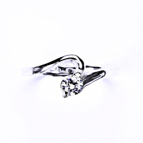 Stříbrný prsten (zásnubní) se zirkonem (bílý zirkon 4 mm) T 1166