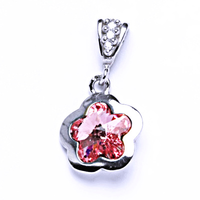 Stříbrný přívěsek s krystalem Swarovski Light rose,kytička, P 1296/2 