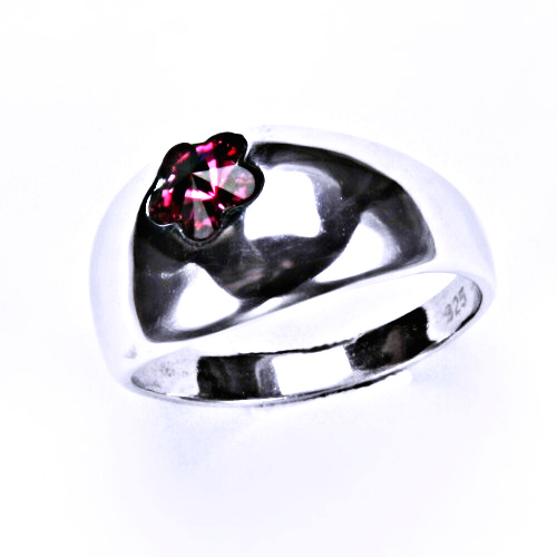Stříbrný prsten s krystalem Swarovski ( kytička 6 mm - Fuchsia)T 1301