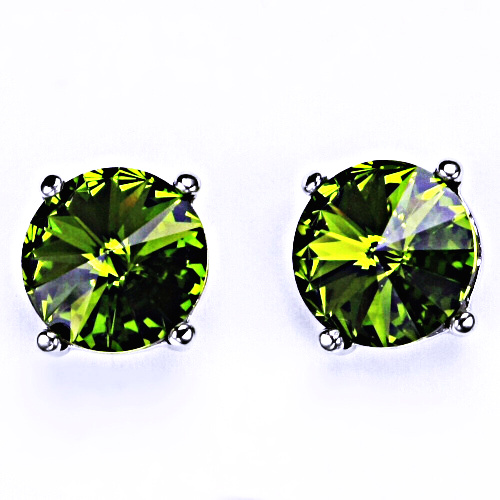 Stříbrné náušnice na šroubek s krystaly Swarovski Rivoli ( barva Olivín)NŠ 1188 