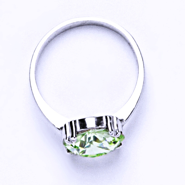 Stříbrný prsten s krystalem Swarovski (barva Chryzolit)T 1225