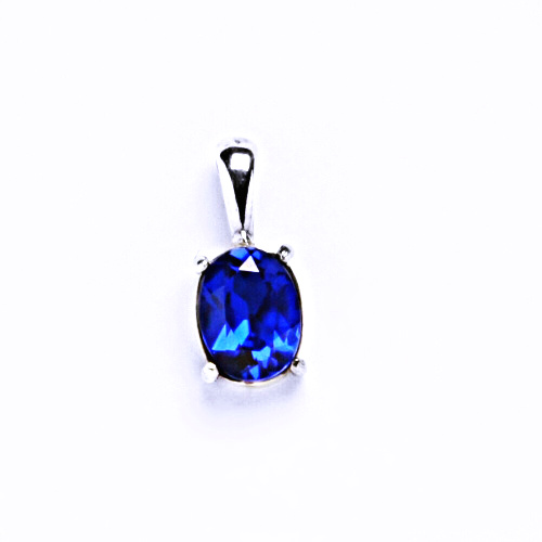 Stříbrný přívěšek, synt. spinel, P 1002 