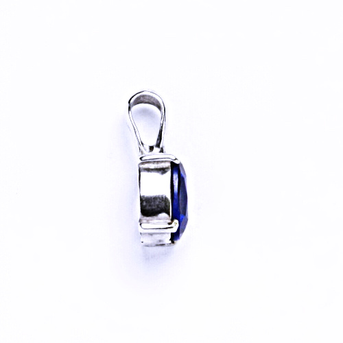 Stříbrný přívěšek, synt. spinel, P 1002