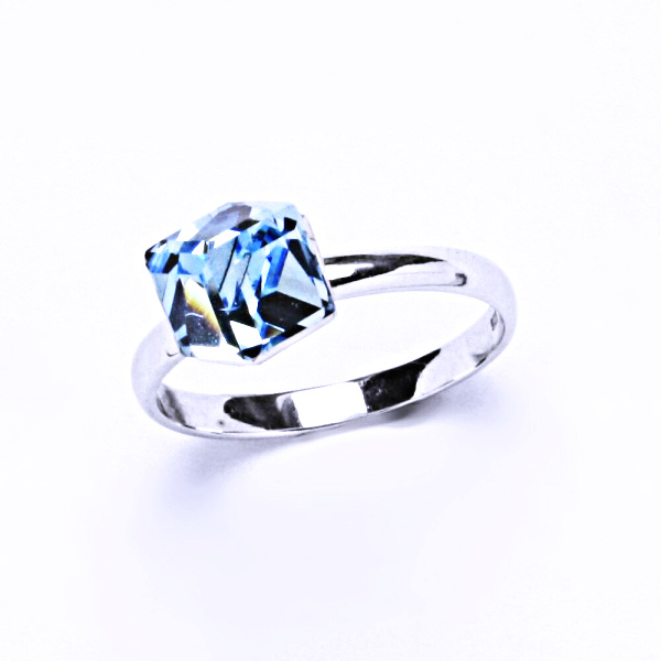 T 1230 stříbrný prsten s krystalem Swarovski ( Akvamarin 6x6 mm)