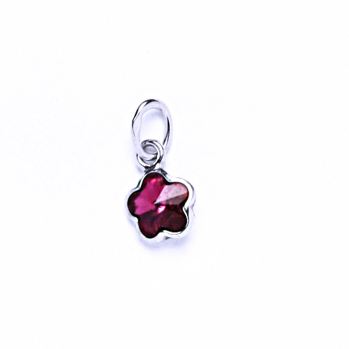 Stříbrný přívěšek s krystalem Swarovski (kytička 6 mm Fuchsia)P 1297/očko 