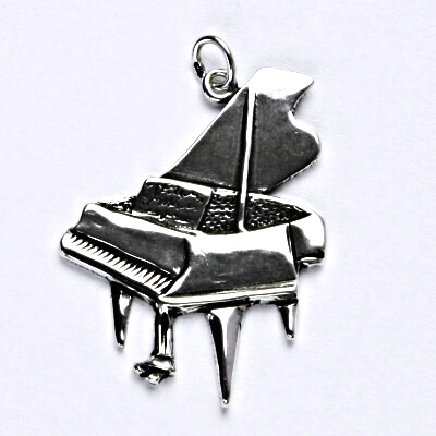 Stříbrný přívěsek s patinou, klavír, piano, přívěšek ze stříbra, P 231