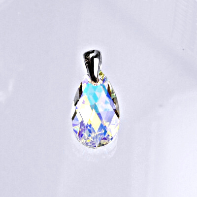 Stříbrný přívěšek s AB krystalem Swarovski, slza P 1302