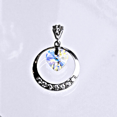 Stříbrný přívěšek s AB krystalem Swarovski, srdce P 1405/2