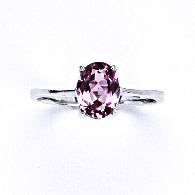 Stříbrný prsten se zirkonem fuchsia 8x6 mm, T 1245